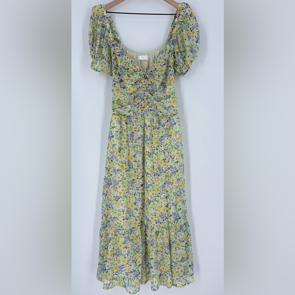 ASTR The Label Women's Irma Floral Print Midi Dress